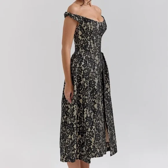 House of CB Charming - off the shoulder cocktail dress size small - Picture 8 of 15